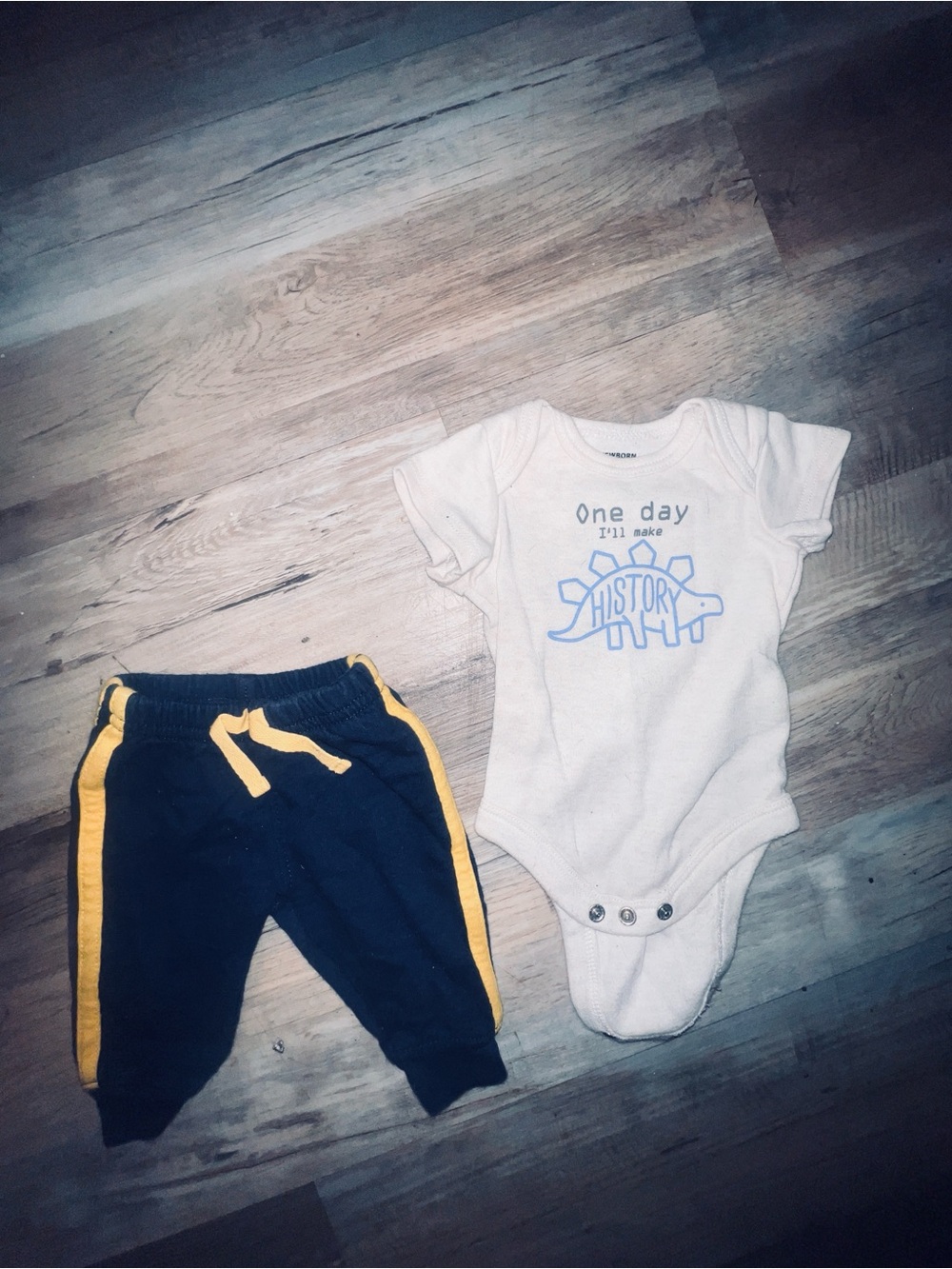child of mine White Short-Sleeve Bodysuit with Blue Graphic